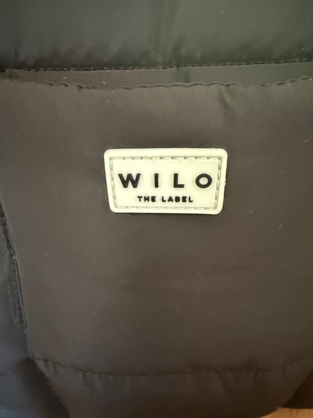 WILO Black Quilted Travel Tote - Picture 2 of 7